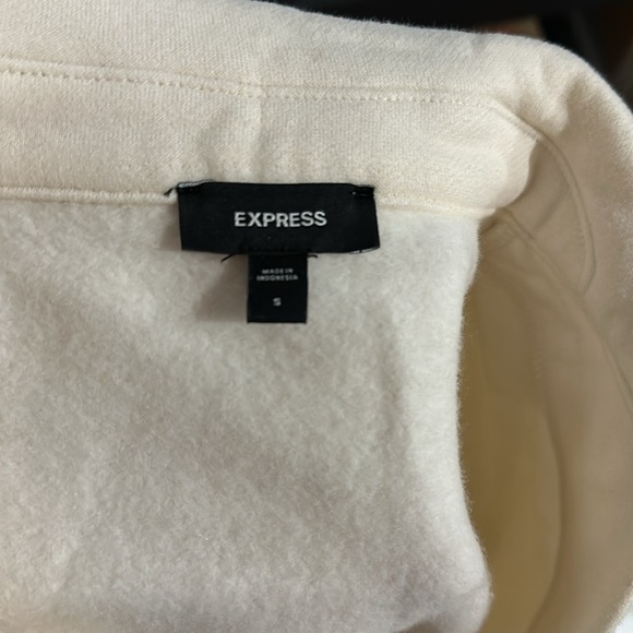 EXPRESS Cream Sweatshirt - Picture 3 of 3